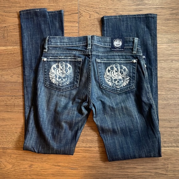 Rock and Republic Jeans with Skull design - Picture 1 of 7